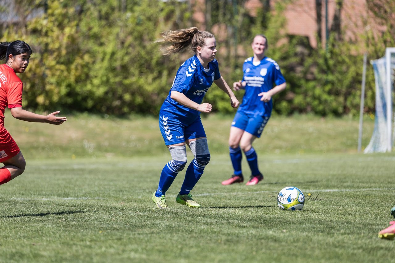 Bild 98 - F TSV Zarpen - Holstein Kiel II : Ergebnis: 2:6